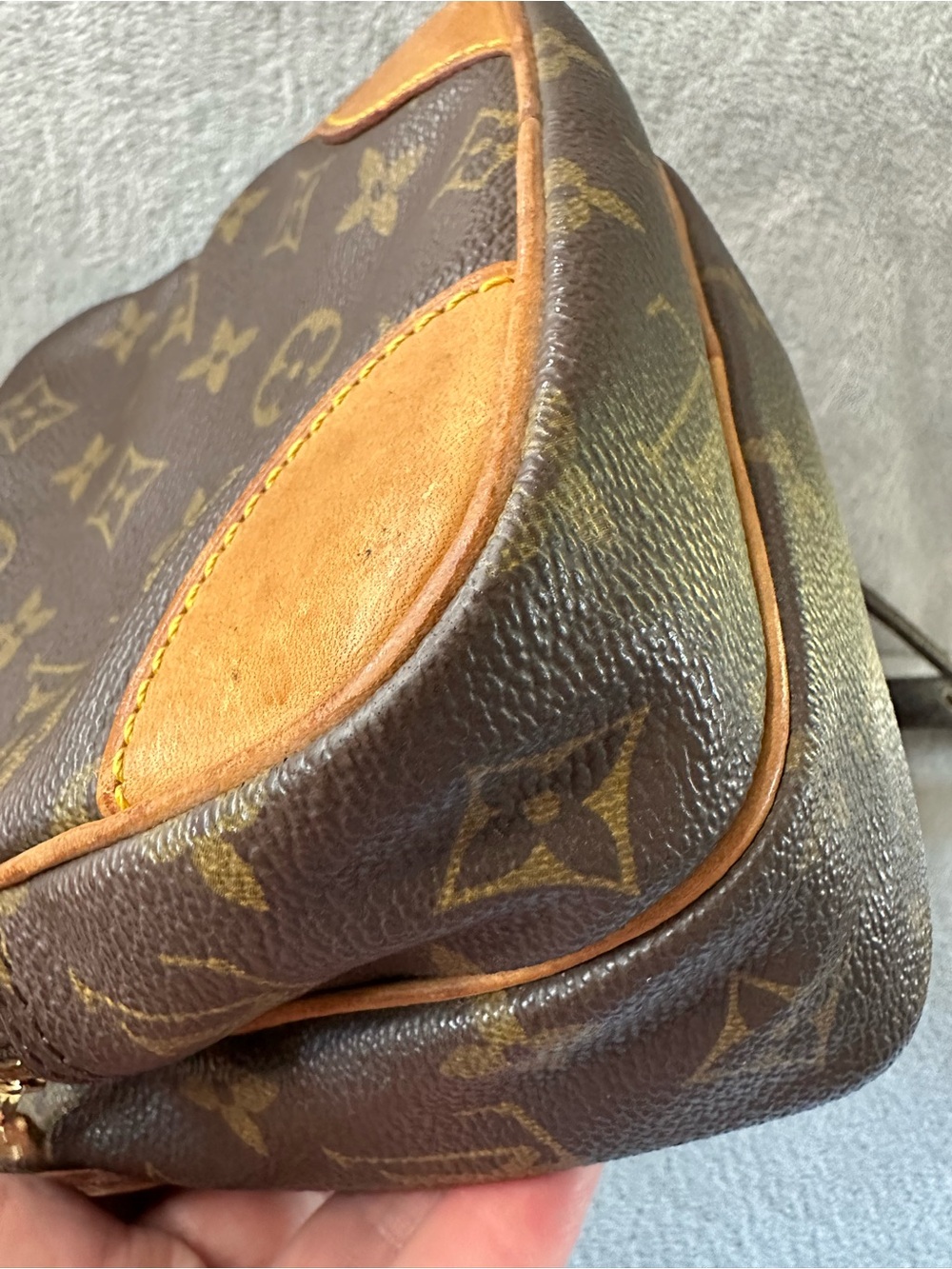Louis Vuitton Vintage Amazone Monogram Crossbody Bag 1992 🤎 - Picture 8 of 16